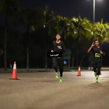 Runner Photo 5305250