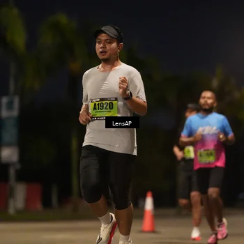 Runner Photo 5306050
