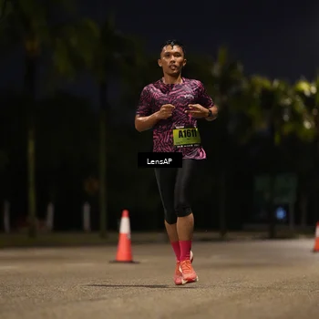 Runner Photo 5306798