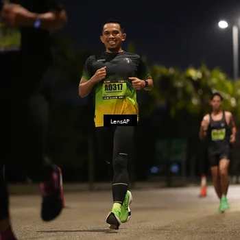 Runner Photo 5307000