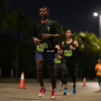 Runner Photo 5308004