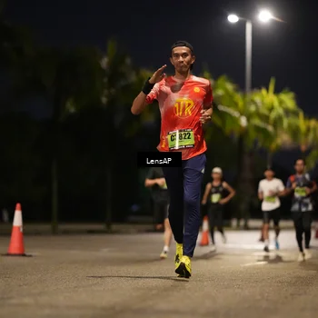 Runner Photo 5308444