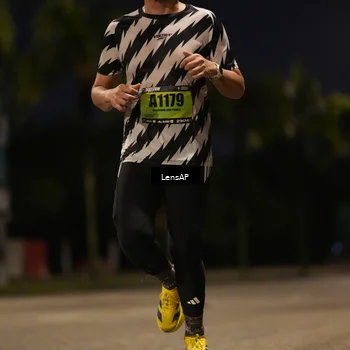 Runner Photo 5309075