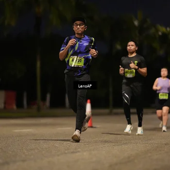 Runner Photo 5309876