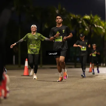 Runner Photo 5310060