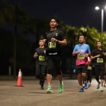 Runner Photo 5311390