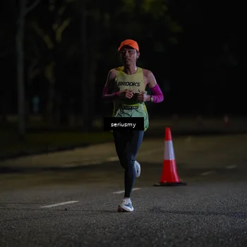 Runner Photo 5312000