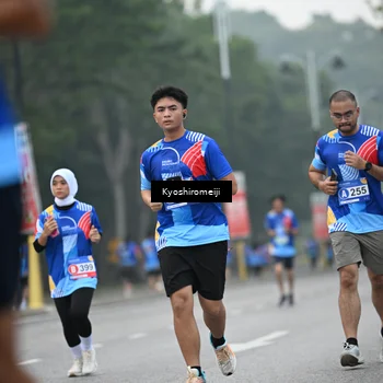 Runner Photo 5312025