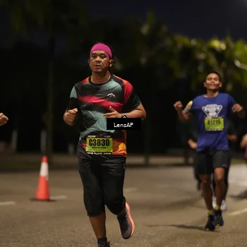 Runner Photo 5312911