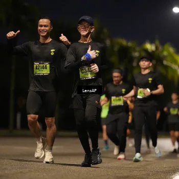 Runner Photo 5315800