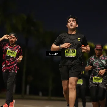 Runner Photo 5318999