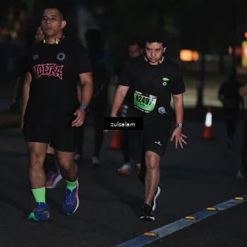 Runner Photo 5327200