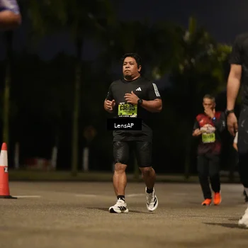 Runner Photo 5328015
