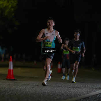Runner Photo 5328054