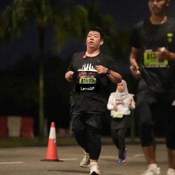 Runner Photo 5328247