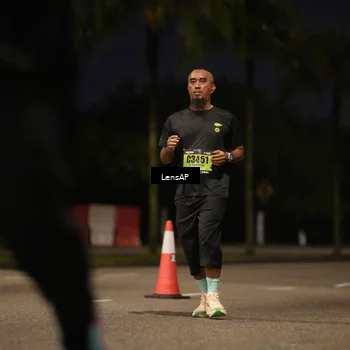 Runner Photo 5330875