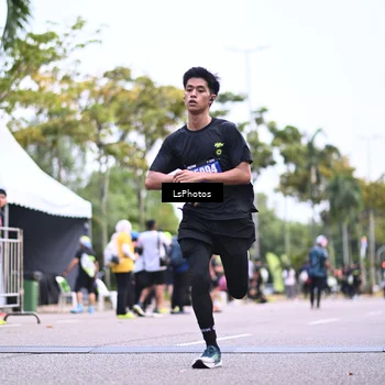 Runner Photo 5334002