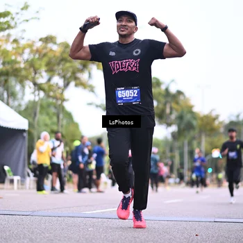Runner Photo 5334098