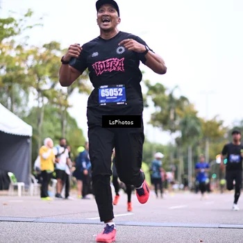 Runner Photo 5334100