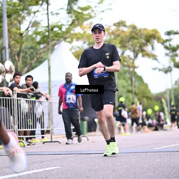 Runner Photo 5334901