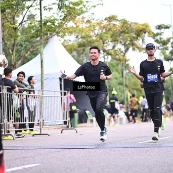 Runner Photo 5335004