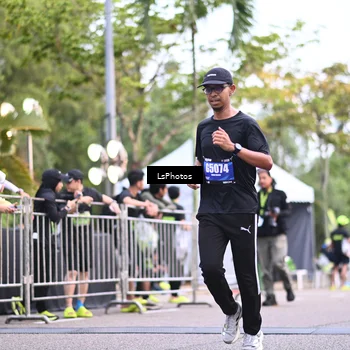 Runner Photo 5335059
