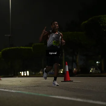 Runner Photo 5335077