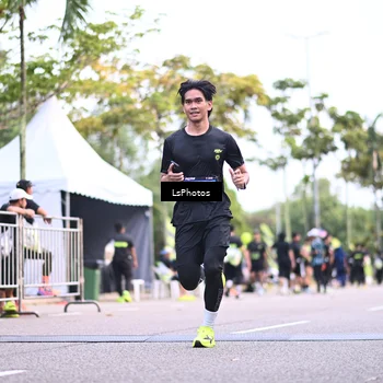 Runner Photo 5335344
