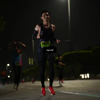 Runner Photo 5335380