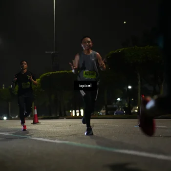 Runner Photo 5335840