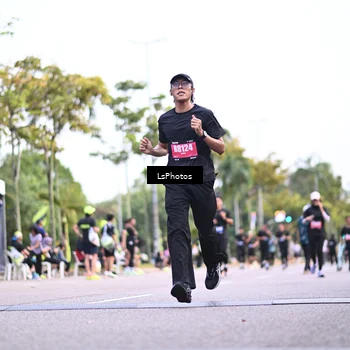 Runner Photo 5336059