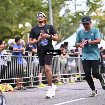 Runner Photo 5336140