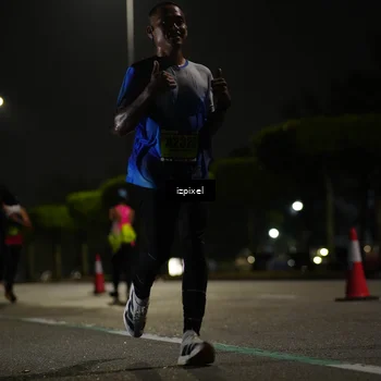 Runner Photo 5336164