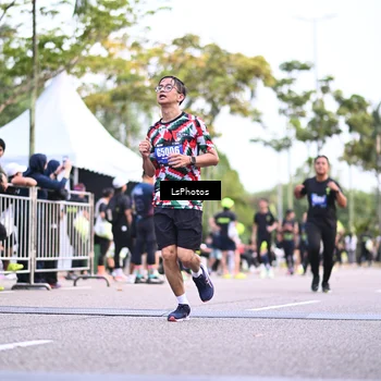 Runner Photo 5336350