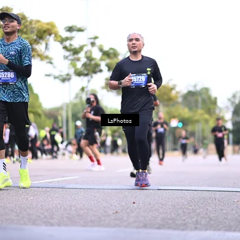 Runner Photo 5336452