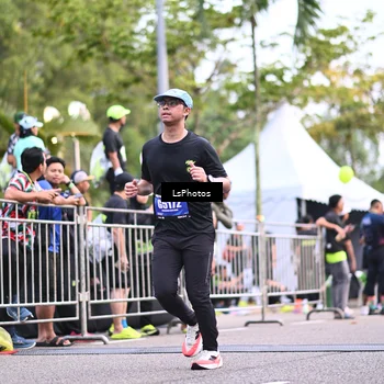 Runner Photo 5336698