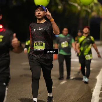 Runner Photo 5337123