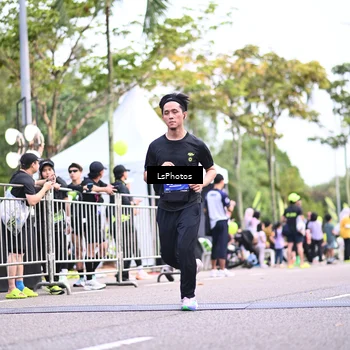 Runner Photo 5337154