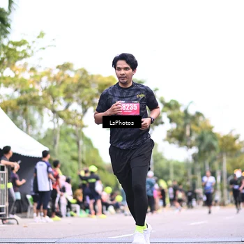 Runner Photo 5337343