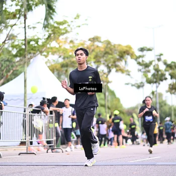 Runner Photo 5337429