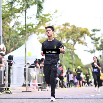 Runner Photo 5337441
