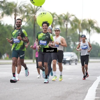 Runner Photo 5337725