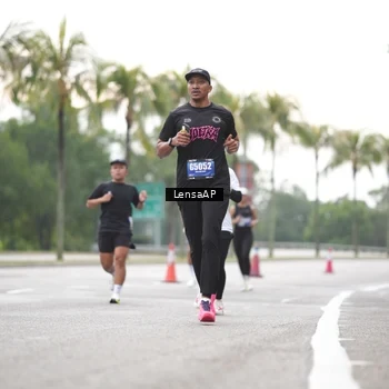 Runner Photo 5337913