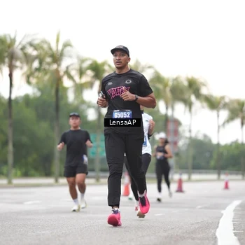 Runner Photo 5337918