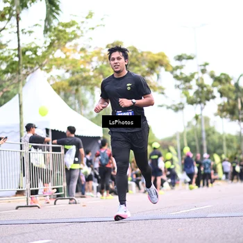Runner Photo 5338055