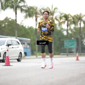 Runner Photo 5338065