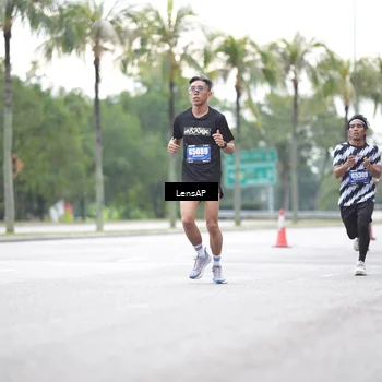 Runner Photo 5338374
