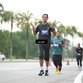 Runner Photo 5338466