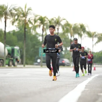 Runner Photo 5338648