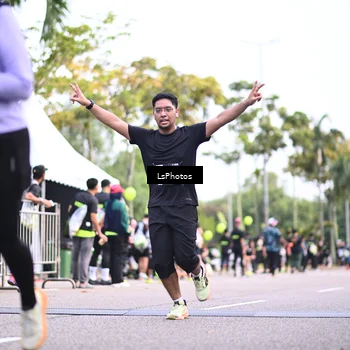 Runner Photo 5338746